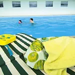 Wooden In Abbeville Near Somme Bay Vakantiehuis